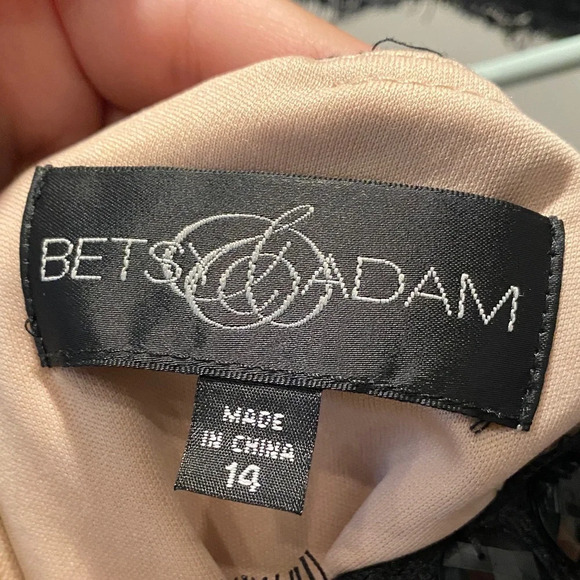 Betsy & Adam Elegant Black and Tan Lace Maxi Dress - Picture 2 of 12